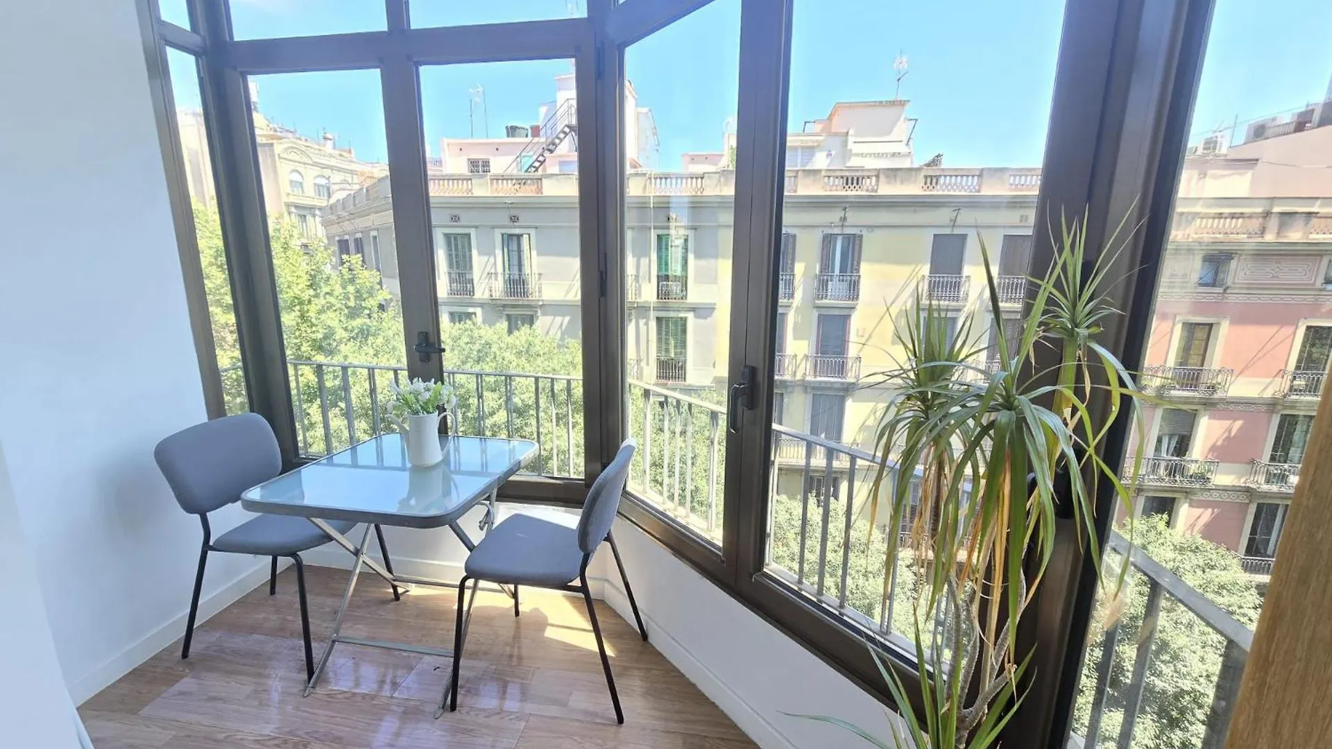 Bed & Breakfast Balmes Rooms Barcelona Spanien